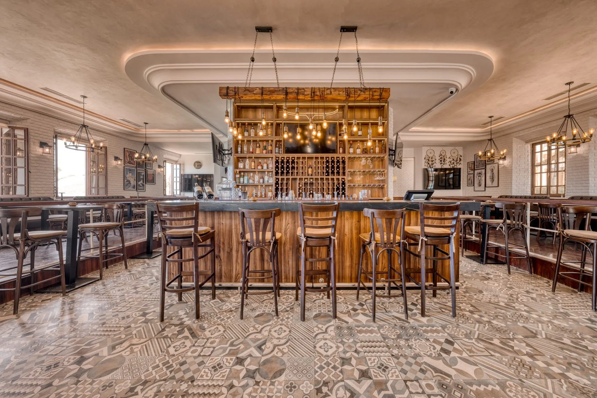Bar — Hôtel, Nador